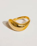 Flânerie - Wavy Band Ring - Gold