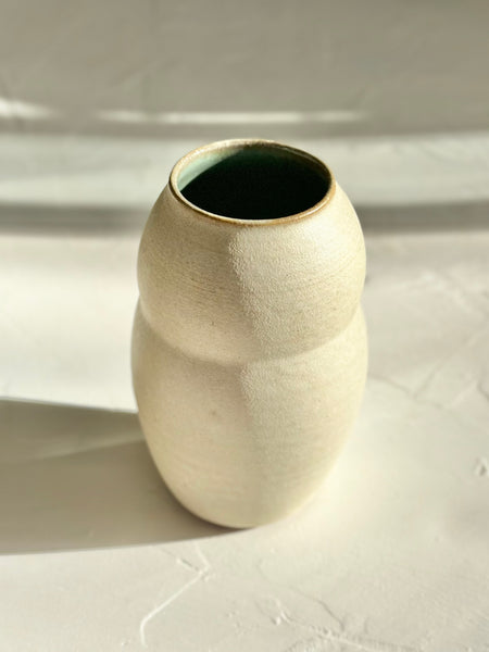 Sounder House - Medium Alabaster Vase