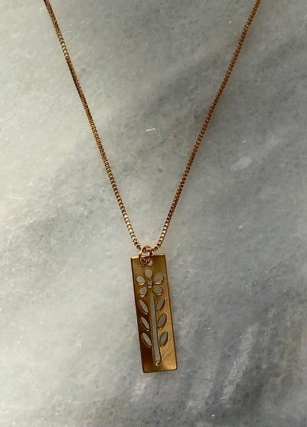 Gold Cutout Flower Bar Necklace