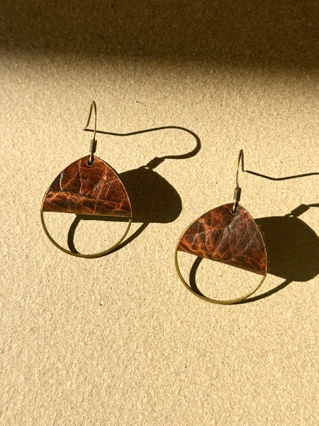 Maebel - Folded Hoop Earrings - Distressed Brown