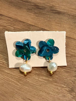 Green Flower Pearl Earrings