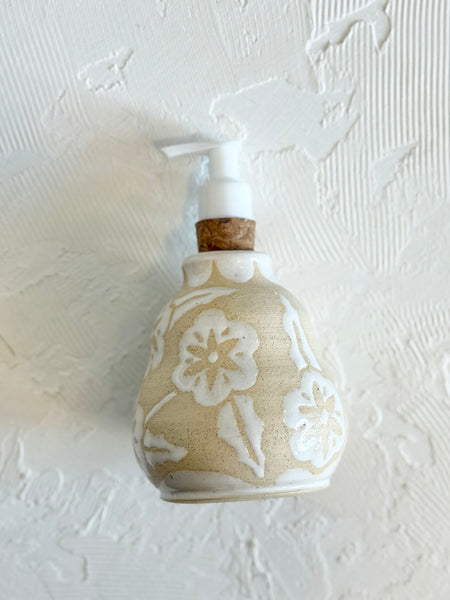Hannah Schwane - Floral Soap/ Lotion Pump 01