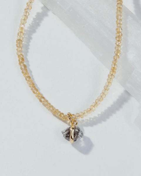 Luna Norte - Lotus Collar Length Necklace - Citrine