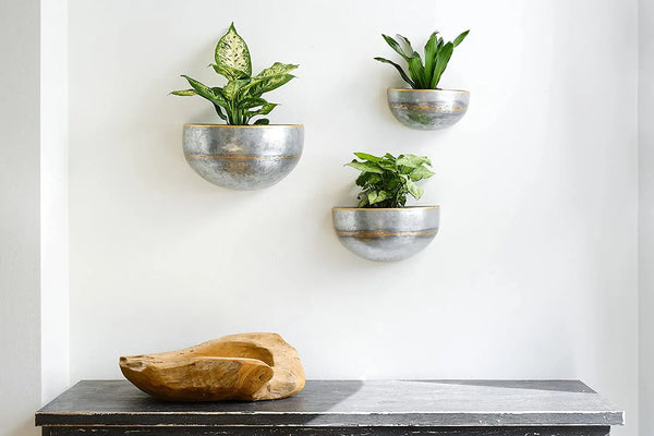 Metal Wall Hanging Planter (STORE PICK UP ONLY)