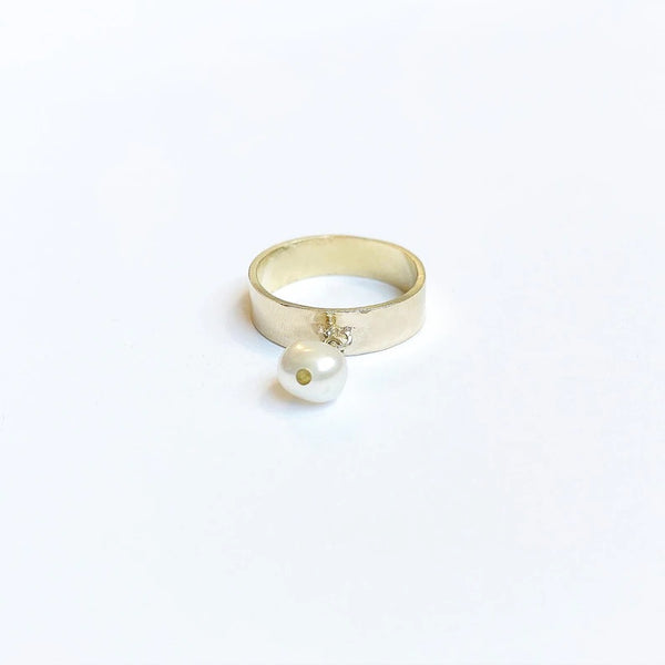 MADE IN Jewelry - Dangle Pearl Ring