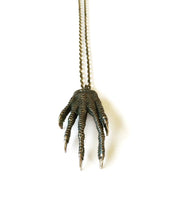 MADE IN Jewelry - Iguana Claw Necklace